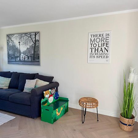 Huebsches Ferienhaus In Ouddorp - Fusslaeufig Zum Strand Und Zentrum מראה חיצוני תמונה