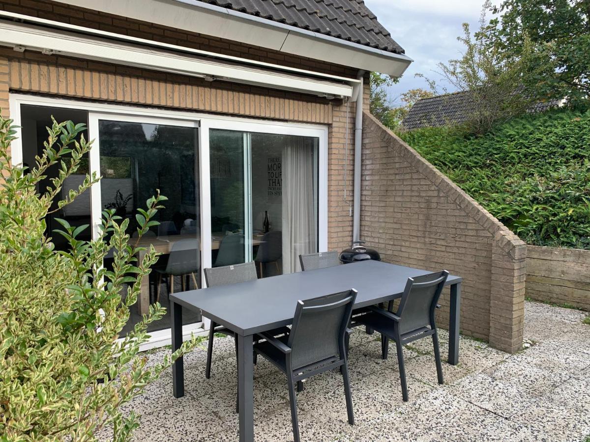 Huebsches Ferienhaus In Ouddorp - Fusslaeufig Zum Strand Und Zentrum מראה חיצוני תמונה